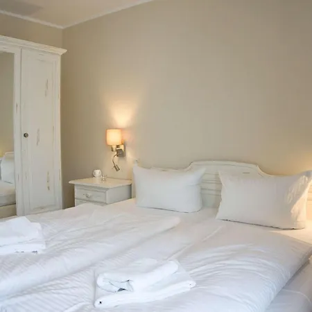 In Zentraler Lage Und Mit Balkon - Karola 18 Apartment *