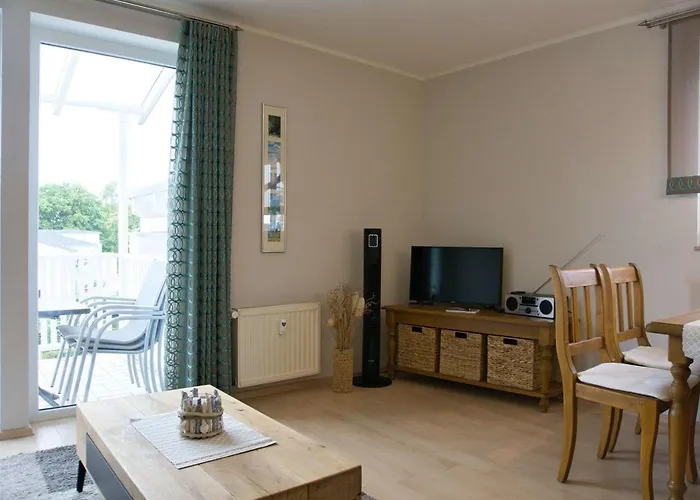 In Zentraler Lage Und Mit Balkon - Karola 18