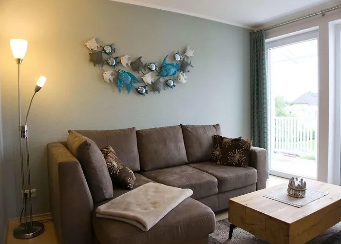 In Zentraler Lage Und Mit Balkon - Karola 18 Appartement Goehren (Ruegen)